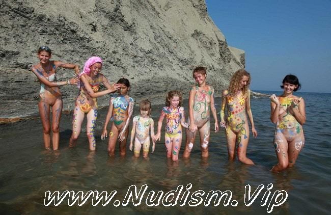 [Image: 1454250087_a-mediterranean-crag-naturist...s-pics.jpg]